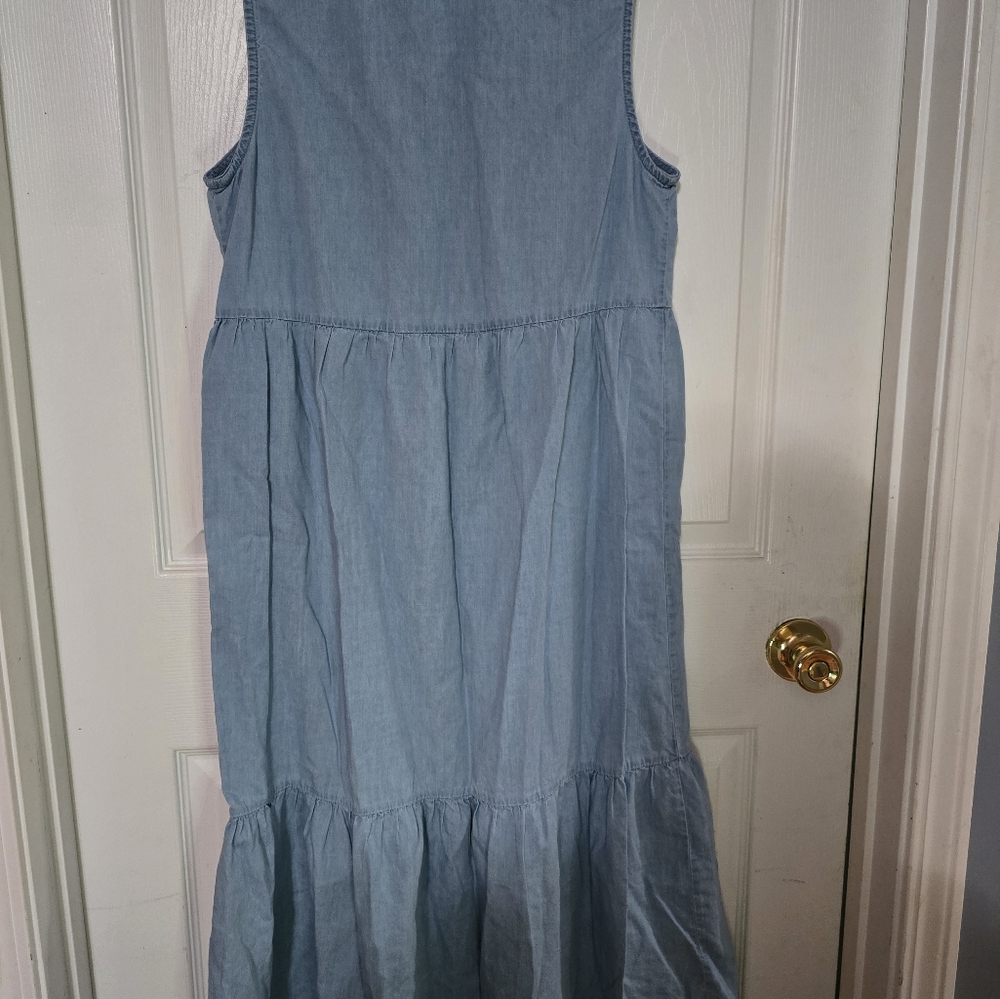 Dress - Picture 5 of 6